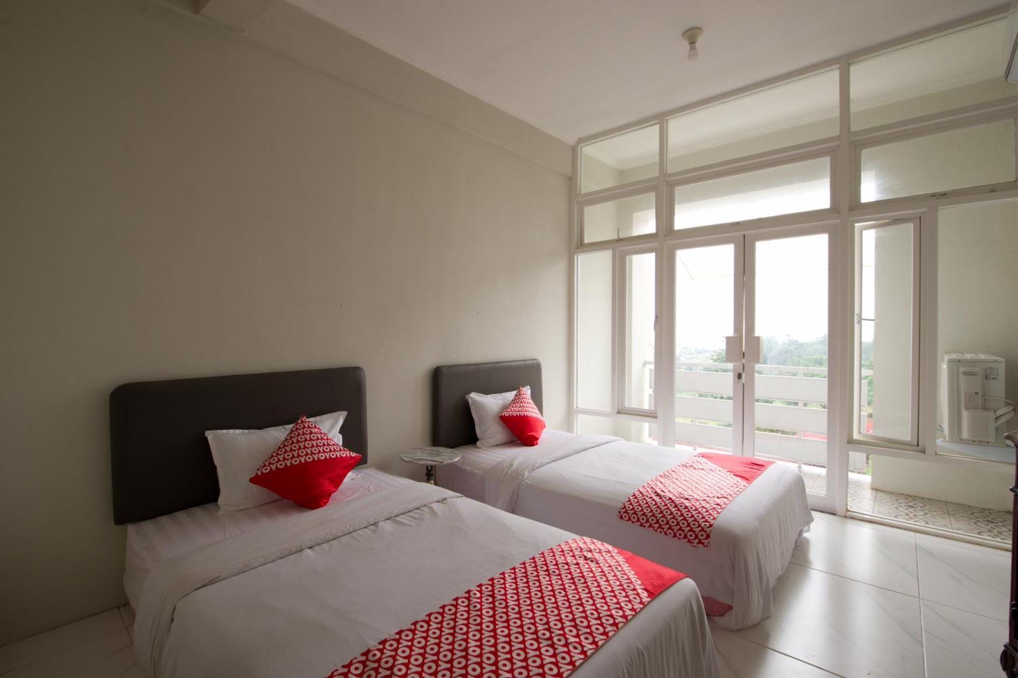 Capital O 3359 Pondok Wisata Jaden Trawas Mojokerto 외부 사진
